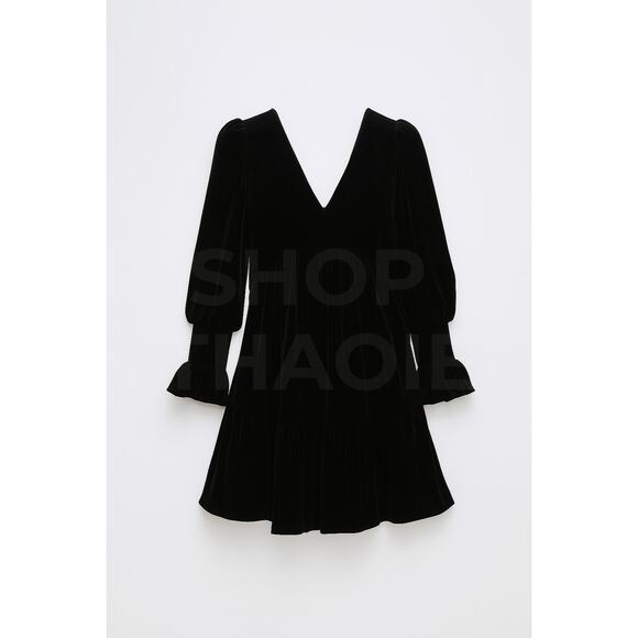 POMANDER PLACE Black Velvet Kenzo Dress Size L NWT Retail $98 Tuckernuck - Picture 7 of 7